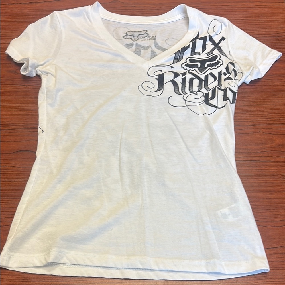 NWOT Fox Graphic Short Sleeve Tee